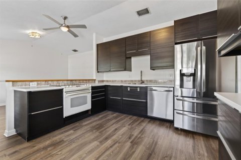 Casa en venta en Saint Petersburg, Florida, 3 dormitorios, 93.65 m2 № 2383362 - foto 11