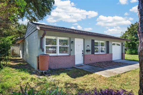 Casa en venta en Saint Petersburg, Florida, 3 dormitorios, 93.65 m2 № 2383362 - foto 6