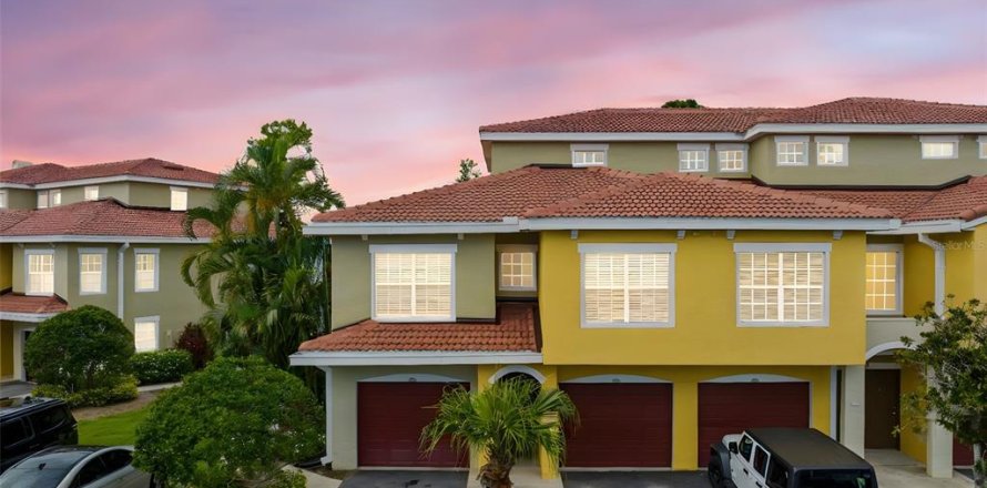Condominio en Sarasota, Florida, 3 dormitorios № 1815043