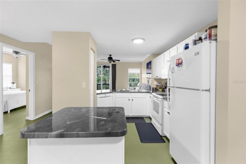 Copropriété à louer à Sarasota, Floride: 3 chambres, 129.6 m2 № 1815043 - photo 8