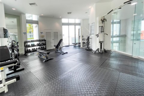Copropriété à louer à Miami, Floride: 1 chambre, 68.75 m2 № 2074563 - photo 18
