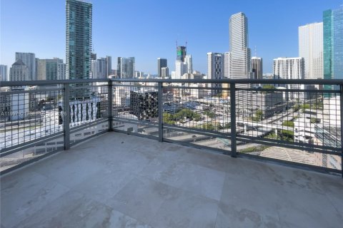 Copropriété à louer à Miami, Floride: 1 chambre, 68.75 m2 № 2074563 - photo 12