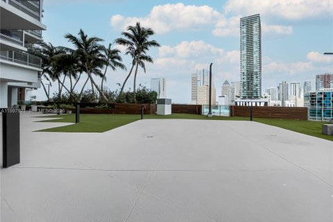 Copropriété à louer à Miami, Floride: 1 chambre, 68.75 m2 № 2074563 - photo 30