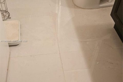 Condominio en venta en Lauderdale Lakes, Florida, 2 dormitorios, 89.19 m2 № 2029220 - foto 5