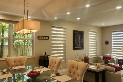 House in Wellington, Florida 5 bedrooms, 258.64 sq.m. № 2086807 - photo 25