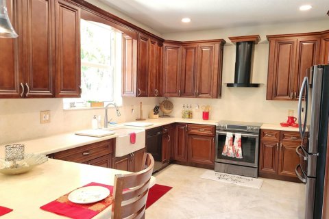 House in Wellington, Florida 5 bedrooms, 258.64 sq.m. № 2086807 - photo 16