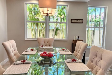 House in Wellington, Florida 5 bedrooms, 258.64 sq.m. № 2086807 - photo 9