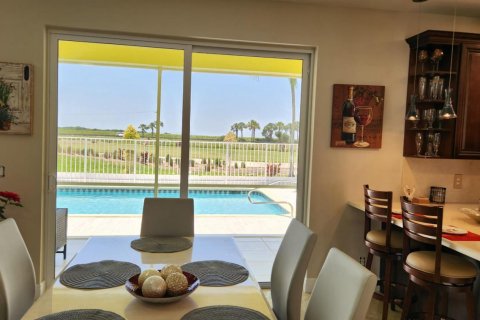 House in Wellington, Florida 5 bedrooms, 258.64 sq.m. № 2086807 - photo 22