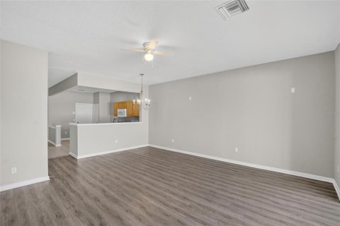 Купить таунхаус в Ривервью, Флорида 7 комнат, 152.73м2, № 1885182 - фото 7