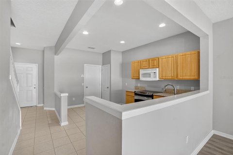 Купить таунхаус в Ривервью, Флорида 7 комнат, 152.73м2, № 1885182 - фото 8