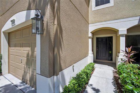 Купить таунхаус в Ривервью, Флорида 7 комнат, 152.73м2, № 1885182 - фото 2