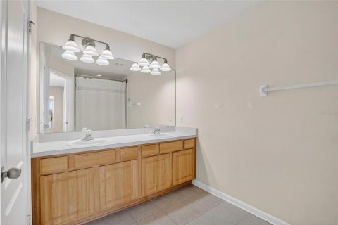 Купить таунхаус в Ривервью, Флорида 7 комнат, 152.73м2, № 1885182 - фото 19