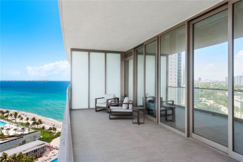 Condominio en venta en Sunny Isles Beach, Florida, 3 dormitorios, 210.98 m2 № 1766685 - foto 25
