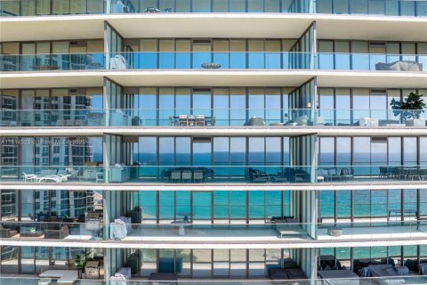 Condominio en venta en Sunny Isles Beach, Florida, 3 dormitorios, 210.98 m2 № 1766685 - foto 27