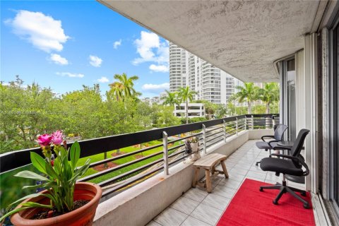 Condominio en venta en Aventura, Florida, 2 dormitorios, 134.43 m2 № 1818233 - foto 9
