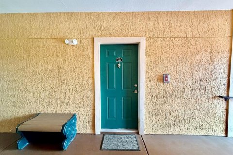 Copropriété à louer à Clearwater, Floride: 3 chambres, 137.5 m2 № 1917106 - photo 4