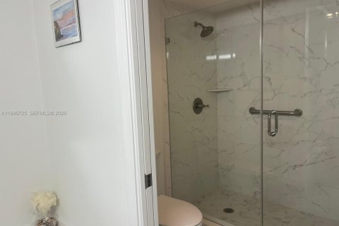 Condominio en venta en Aventura, Florida, 2 dormitorios, 109.72 m2 № 2003740 - foto 19