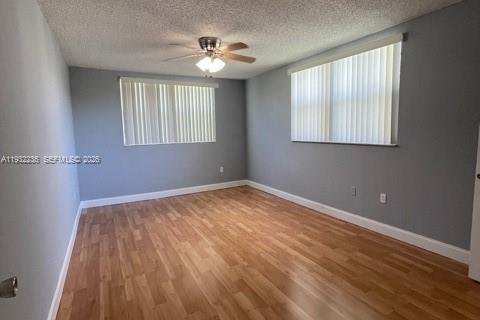 Copropriété à louer à Doral, Floride: 1 chambre, 75.25 m2 № 1996619 - photo 10