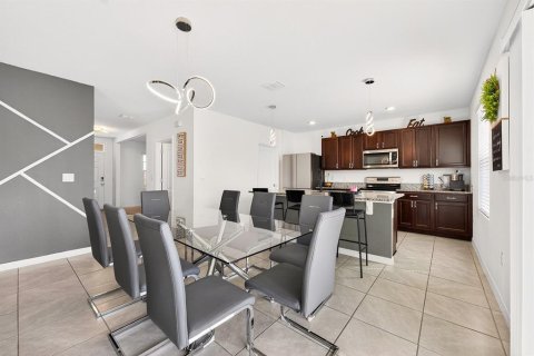 Villa ou maison à vendre à Sanford, Floride: 4 chambres, 223.89 m2 № 2207983 - photo 7