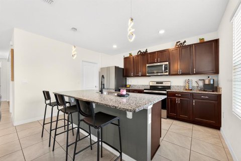 Villa ou maison à vendre à Sanford, Floride: 4 chambres, 223.89 m2 № 2207983 - photo 3
