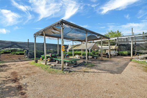 Villa ou maison à vendre à Homestead, Floride: 4 chambres, 338.54 m2 № 1966333 - photo 3