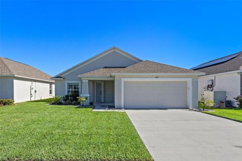 Villa ou maison à vendre à Winter Haven, Floride: 3 chambres, 160.72 m2 № 1850958 - photo 1