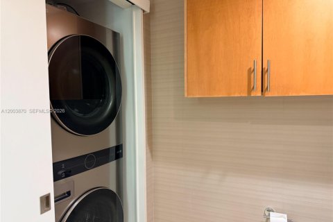 Купить кондоминиум в Майами-Бич, Флорида 2 спальни, 120.77м2, № 2069347 - фото 17