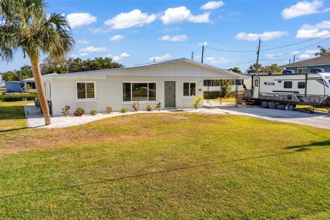 Villa ou maison à vendre à Englewood, Floride: 3 chambres, 125.98 m2 № 2140349 - photo 4