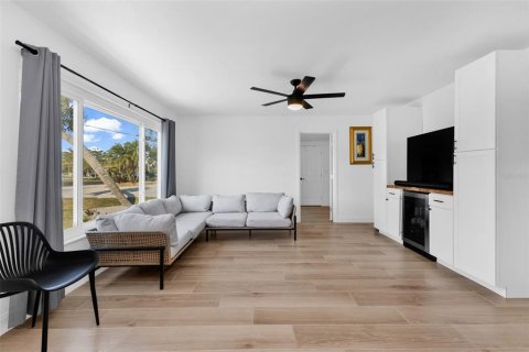 Villa ou maison à vendre à Englewood, Floride: 3 chambres, 125.98 m2 № 2140349 - photo 16