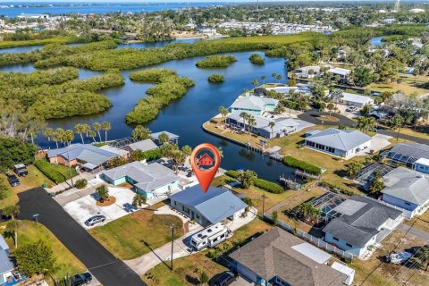 Villa ou maison à vendre à Englewood, Floride: 3 chambres, 125.98 m2 № 2140349 - photo 3