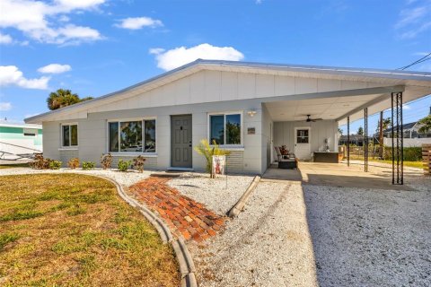 Villa ou maison à vendre à Englewood, Floride: 3 chambres, 125.98 m2 № 2140349 - photo 2