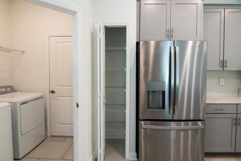 Villa ou maison à louer à Davenport, Floride: 4 chambres, 193.24 m2 № 2427120 - photo 6