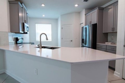 Villa ou maison à louer à Davenport, Floride: 4 chambres, 193.24 m2 № 2427120 - photo 5