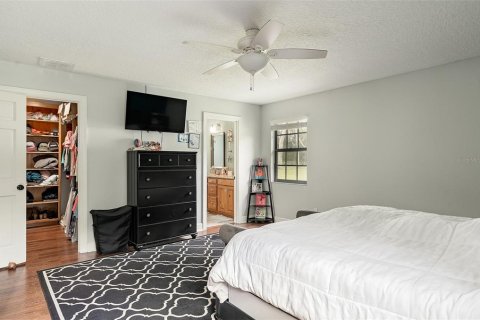 House in Lakeland, Florida 3 bedrooms, 251.39 sq.m. № 1777538 - photo 18