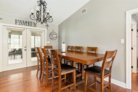 House in Lakeland, Florida 3 bedrooms, 251.39 sq.m. № 1777538 - photo 10