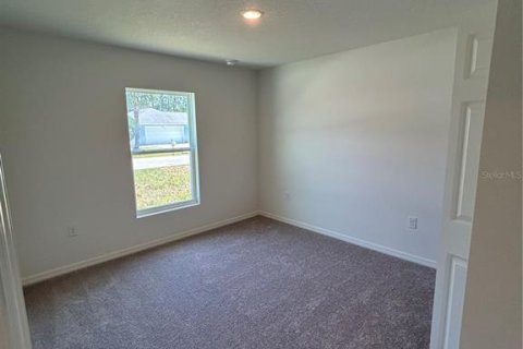 House in Palm Coast, Florida 4 bedrooms, 167.78 sq.m. № 1737144 - photo 9