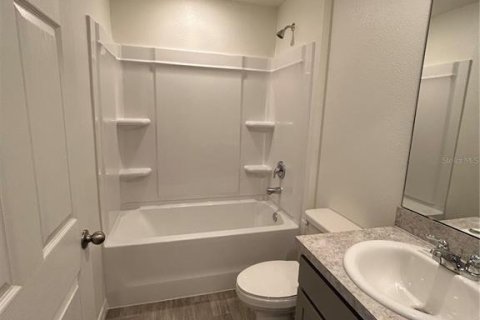 House in Palm Coast, Florida 4 bedrooms, 167.78 sq.m. № 1737144 - photo 7