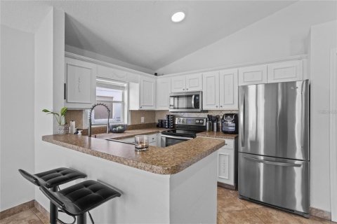 Casa en venta en Kissimmee, Florida, 3 dormitorios, 98.38 m2 № 2385838 - foto 5