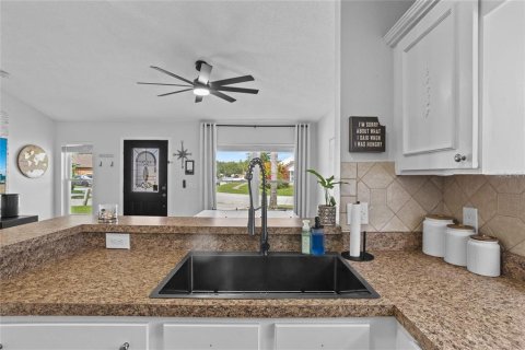Casa en venta en Kissimmee, Florida, 3 dormitorios, 98.38 m2 № 2385838 - foto 7