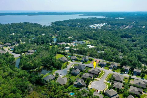 House in Santa Rosa Beach, Florida 3 bedrooms, 215.81 sq.m. № 590473 - photo 1