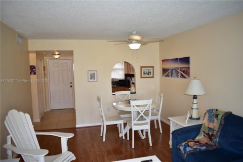 Condominio en venta en Sunrise, Florida, 1 dormitorio, 59.46 m2 № 1867643 - foto 4