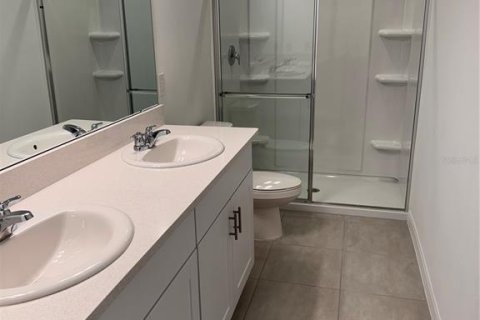 Снять в аренду таунхаус в Киссимми, Флорида 3 комнаты, 111.95м2, № 1825352 - фото 23