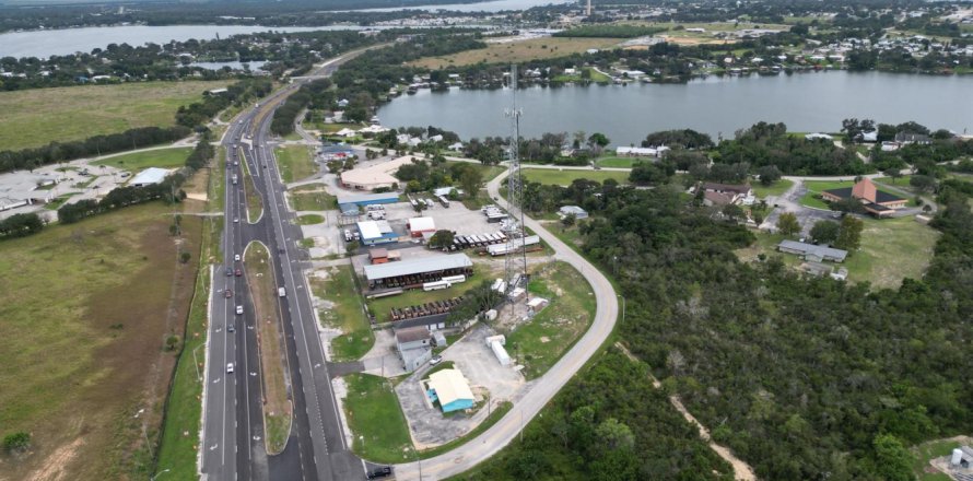 Propiedad comercial en Lake Placid, Florida № 2416086