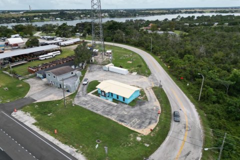 Propiedad comercial en venta en Lake Placid, Florida № 2416086 - foto 2