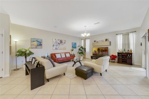 Townhouse in Orlando, Florida 4 bedrooms, 208.57 sq.m. № 1813202 - photo 4