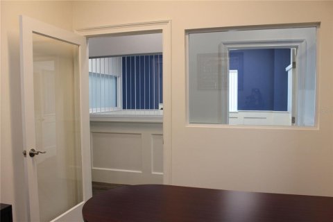Commercial property in Lakeland, Florida № 2277768 - photo 27