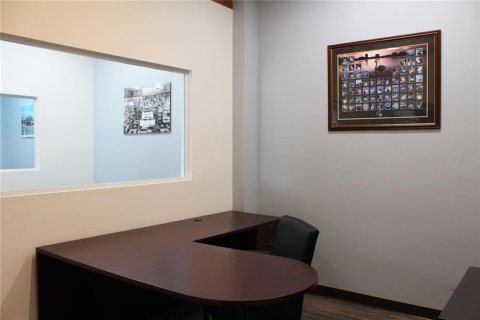 Commercial property in Lakeland, Florida № 2277768 - photo 28
