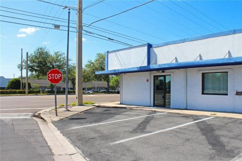 Commercial property in Lakeland, Florida № 2277768