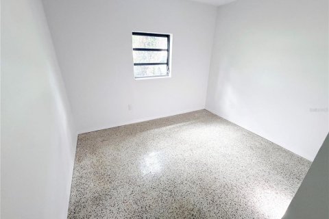 House in Tampa, Florida 3 bedrooms, 130.16 sq.m. № 2400132 - photo 9