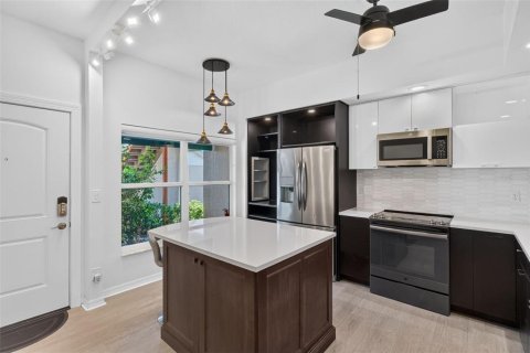 Condo in Saint Petersburg, Florida, 3 bedrooms  № 2389065 - photo 5